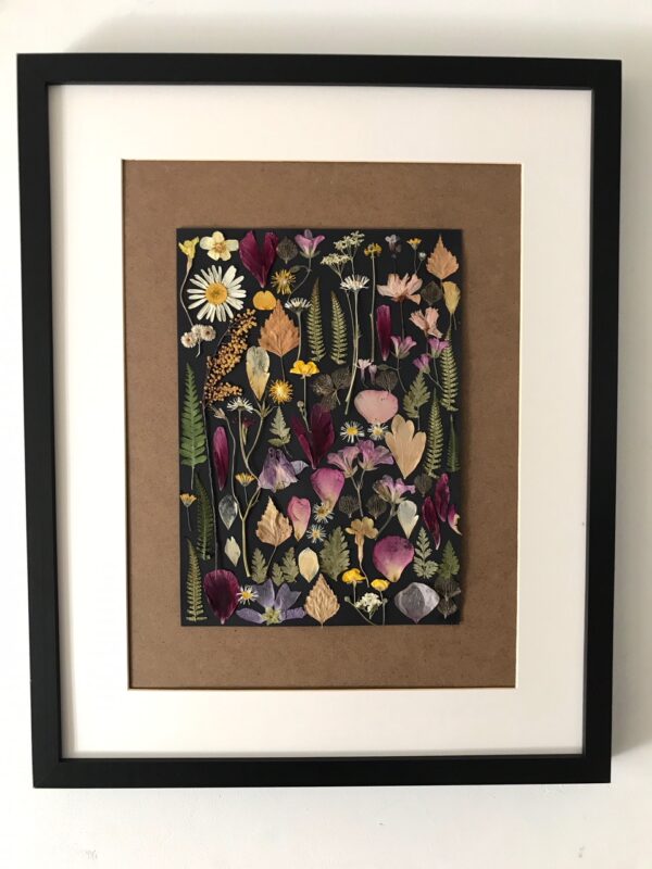 Wall art with dried flowers - A4