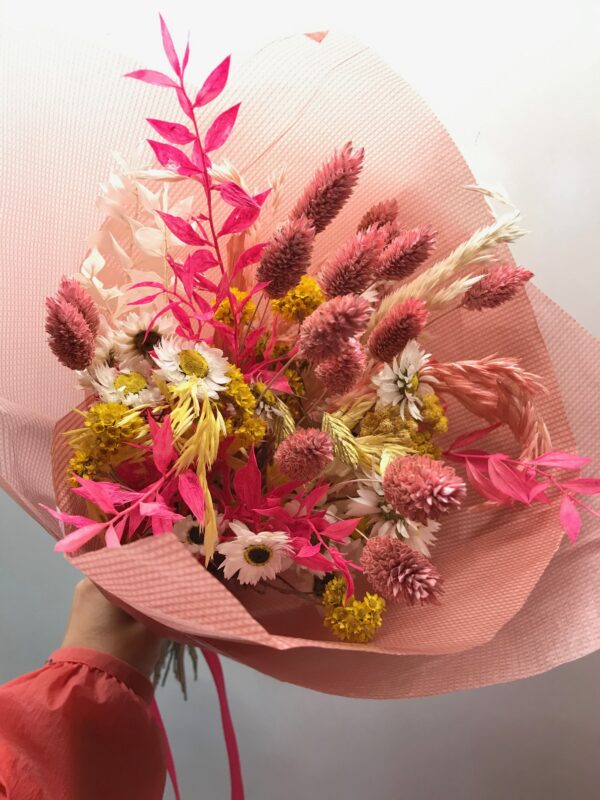 hot pink and white mini dried bunch